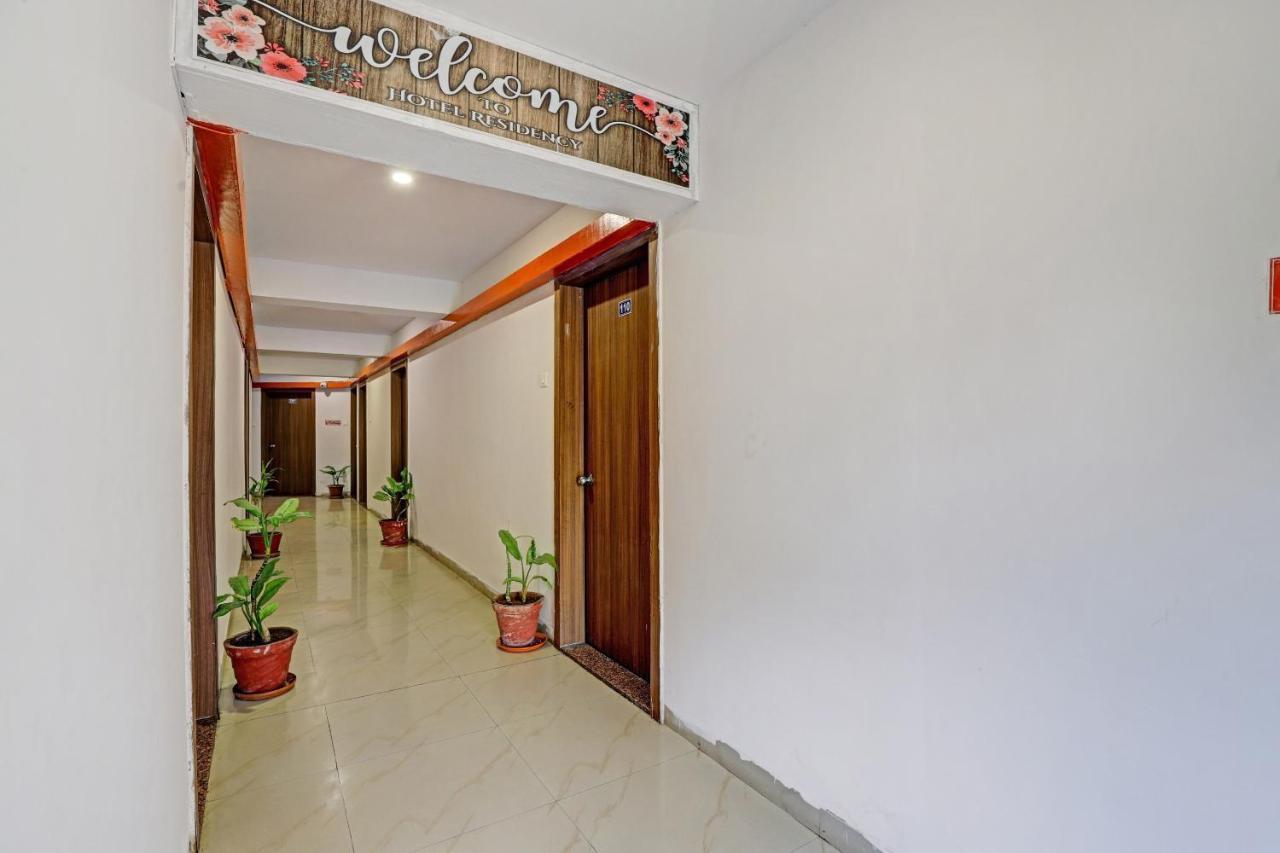 Oyo Flagship Hotel Residency ศิลวัสสา ภายนอก รูปภาพ