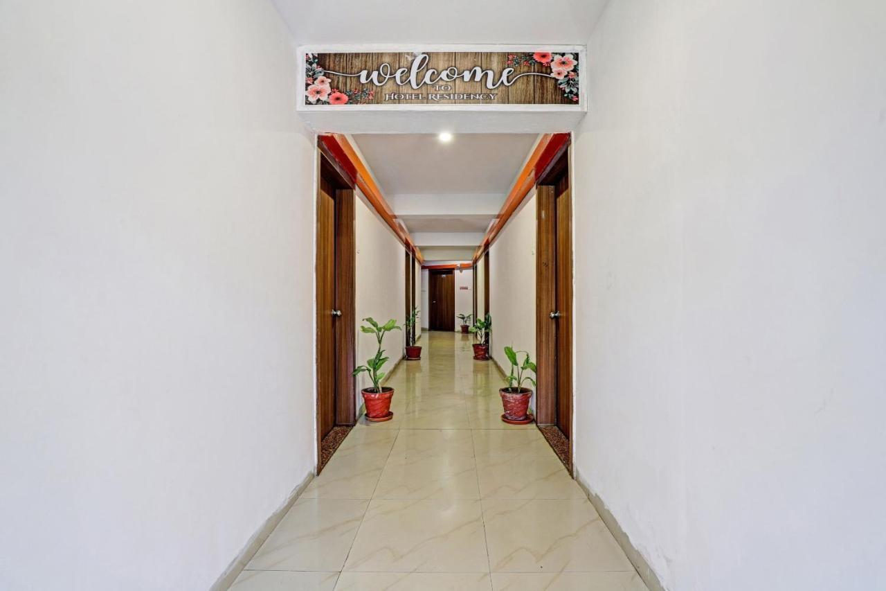 Oyo Flagship Hotel Residency ศิลวัสสา ภายนอก รูปภาพ